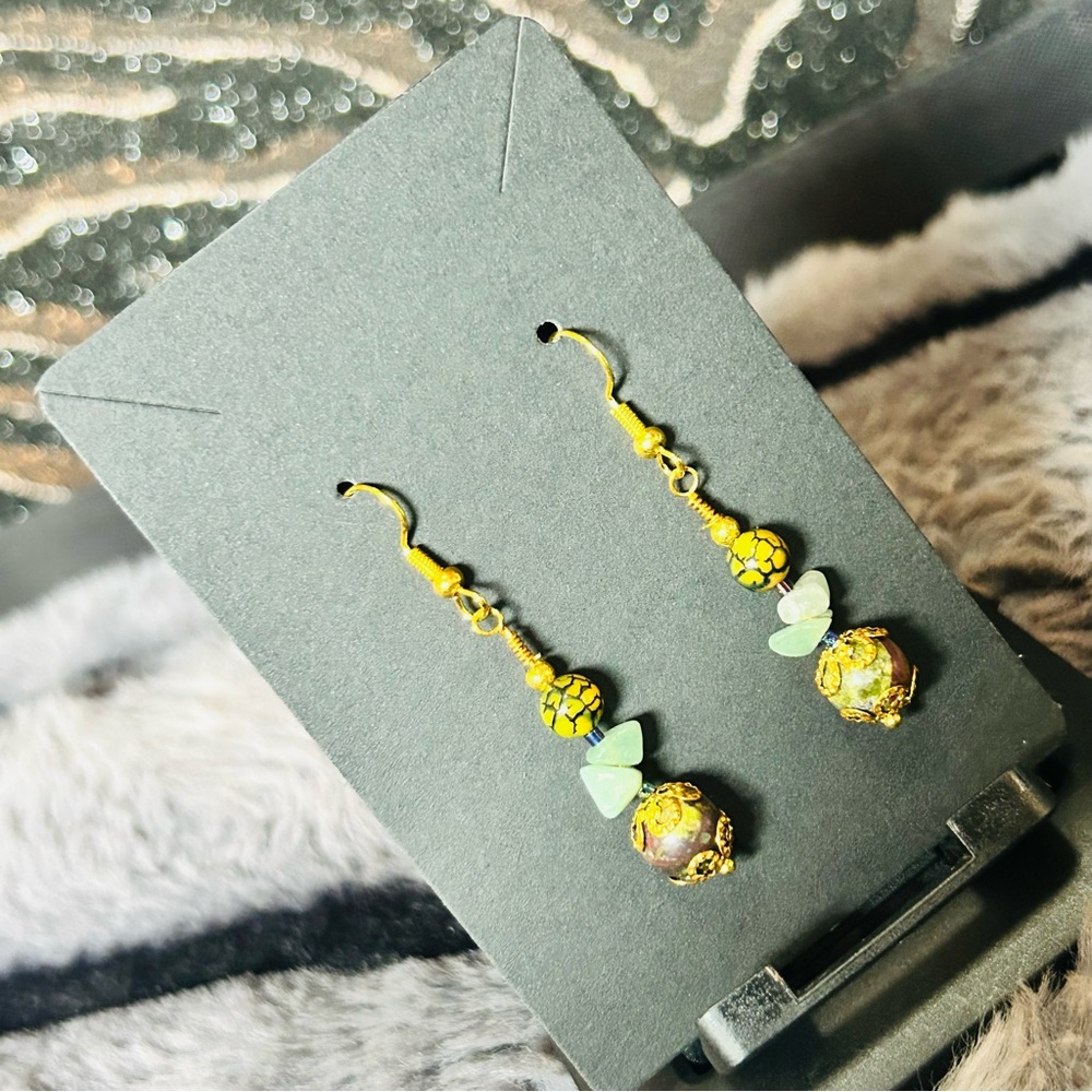 Handcrafted genuine blood stone aventurine chip dragon vein agate earrings